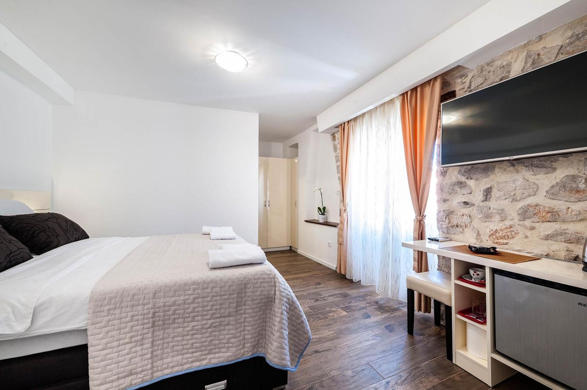 Apartments Palace Rialto Šibenik Rum bild